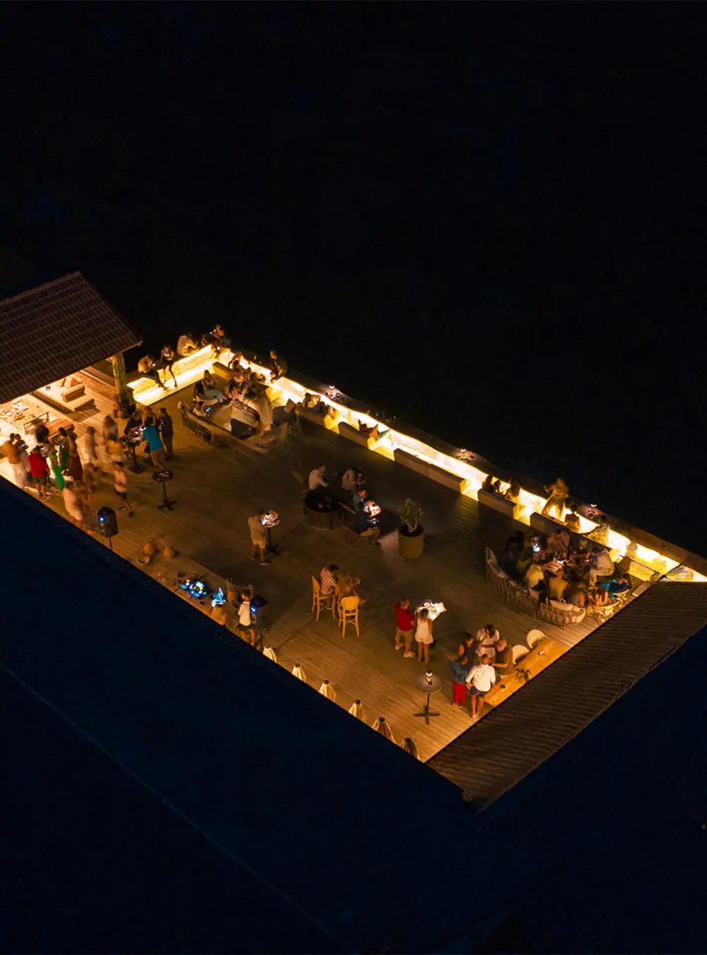 Nomad Lounge Bar — 10